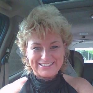 Meet your Posher, Debbie